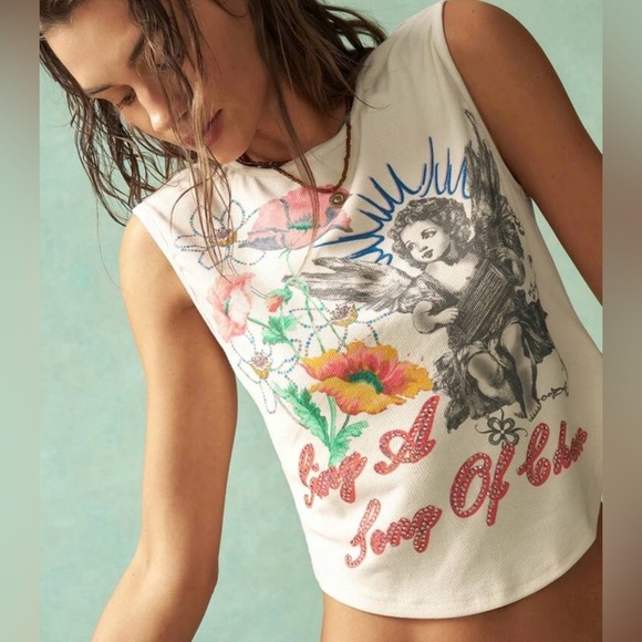 Angel Graphic Sleeveless Top - Picture 3 of 9